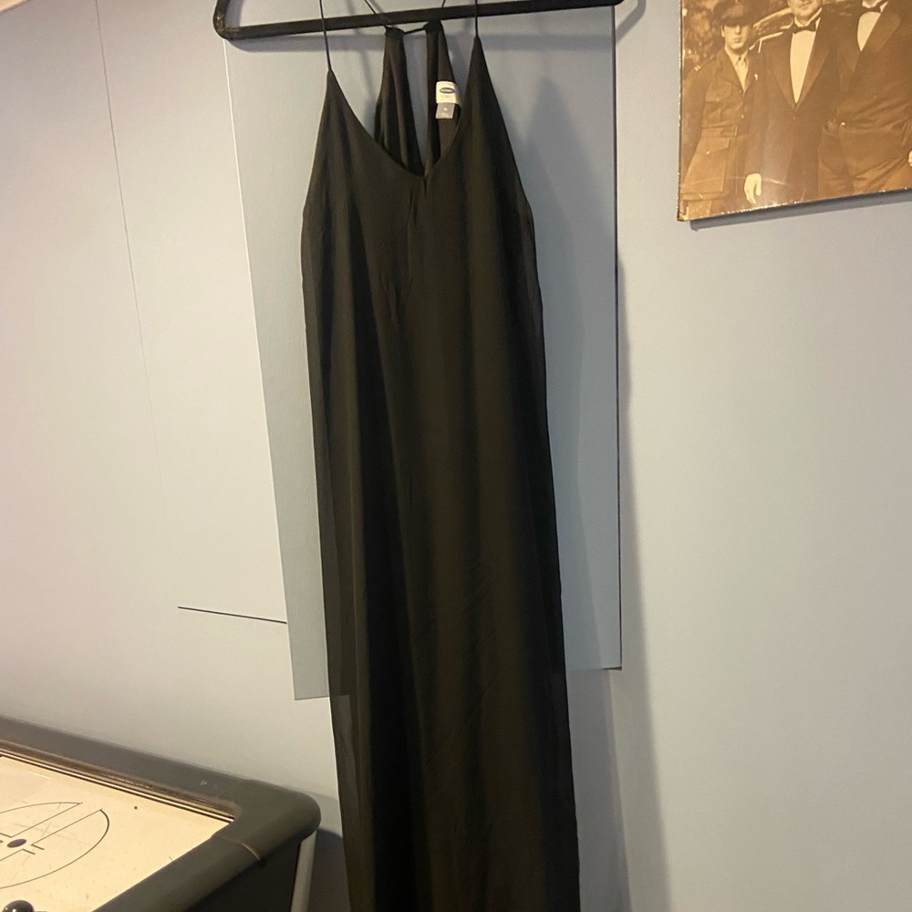 Pretty black maxi dress